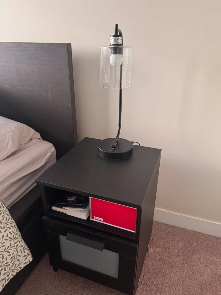 Pair of Modern Black Glass Table Lamps with USB Charging - photo 3