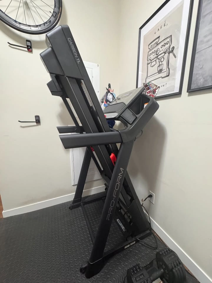 MUST GO MOVING SALE Folding Treadmill - photo 3