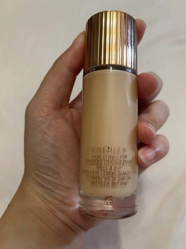 Charlotte Tilbury Hollywood Flawless Filter - Shade 2 Fair - photo 2