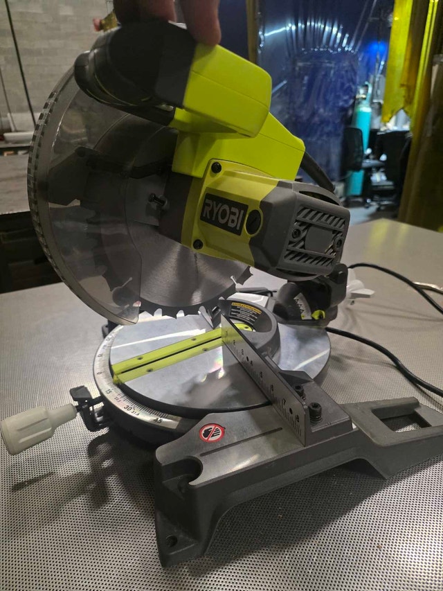 RYOBI TS1346 10" Compound Miter Saw – Excellent Condition - photo 4