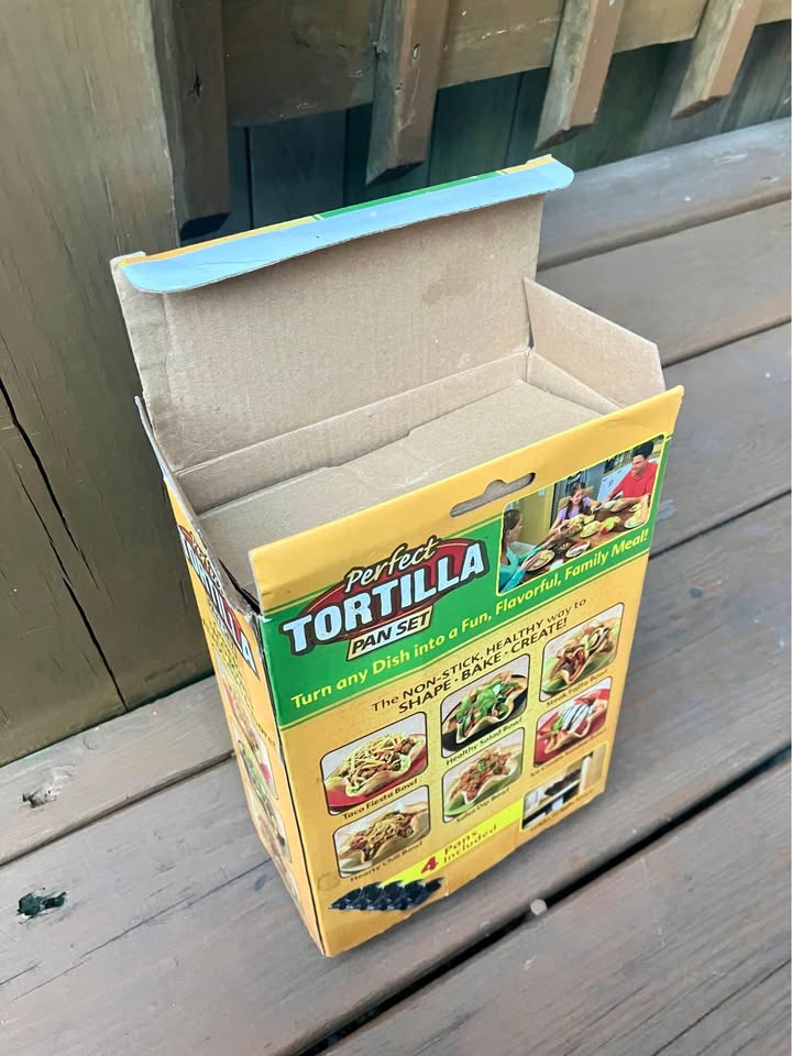 Perfect Tortilla Pan Set Baked Not Fried Set Of 4 - Brand New - photo 3