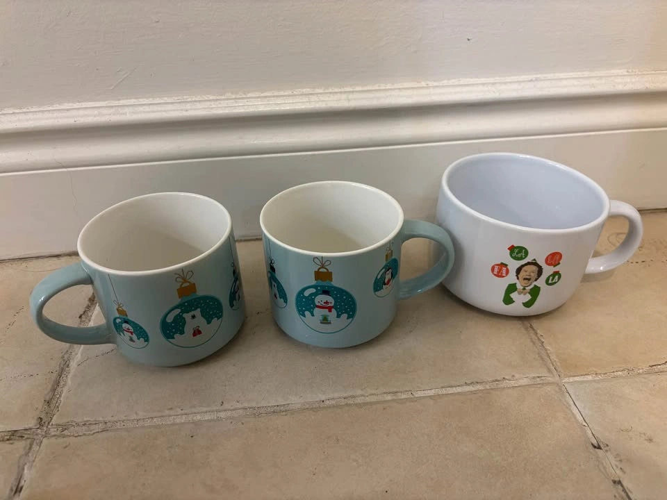 MOVING SALE Assorted Glassware, Mugs, and Tumbler Set - photo 5