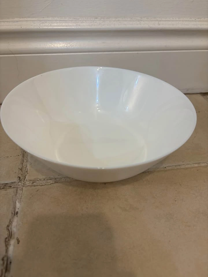 MOVING SALE Assorted Ceramic Plates and Bowls Set - photo 3