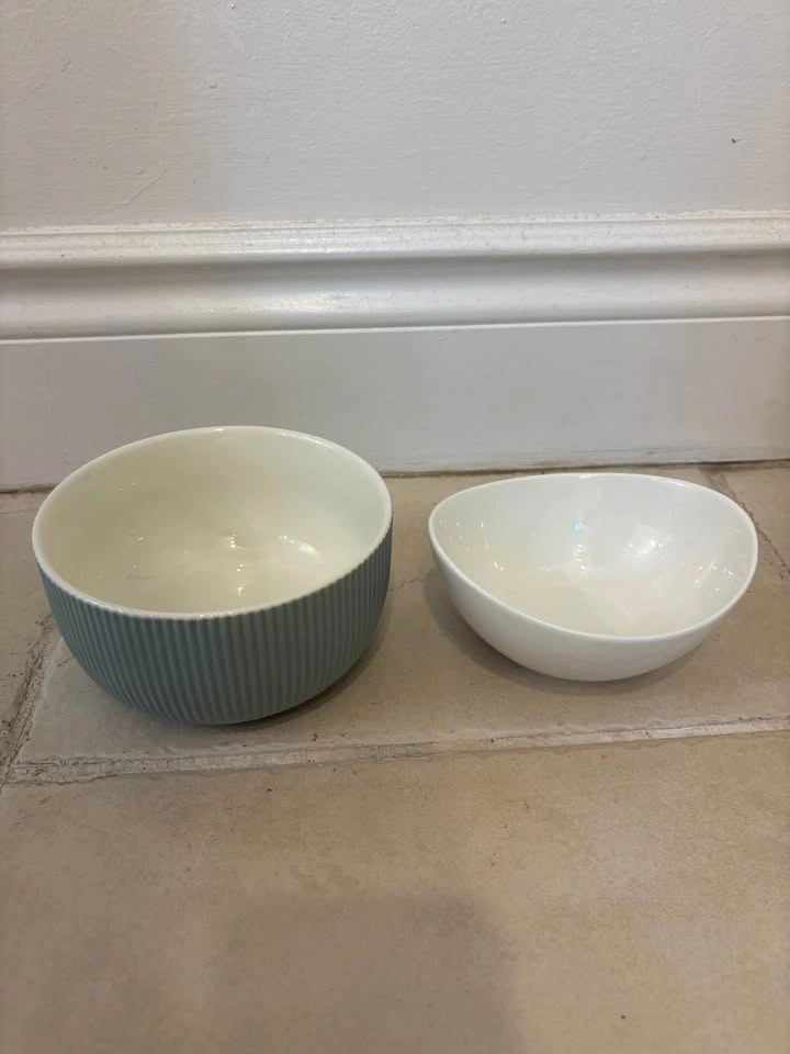 MOVING SALE Assorted Ceramic Plates and Bowls Set - photo 4