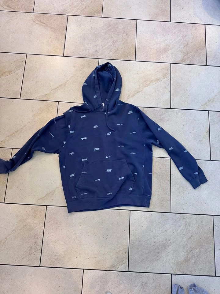 Like New Nike All-Over Print Hoodie - Men's Large