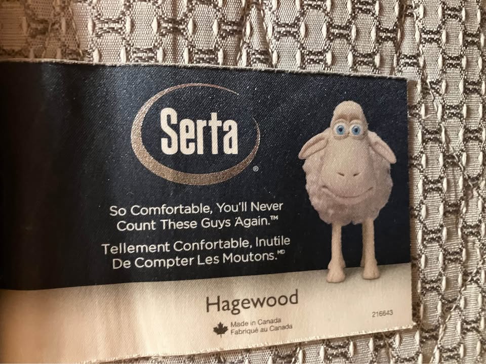 Serta Hegewood Queen mattress and box - photo 2