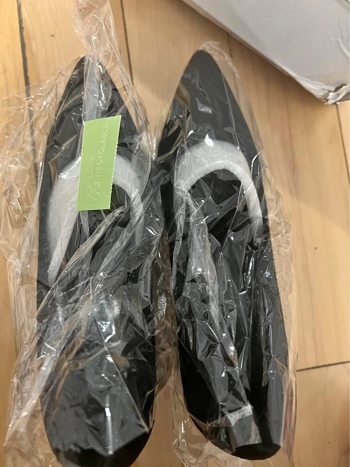 Black Shoes