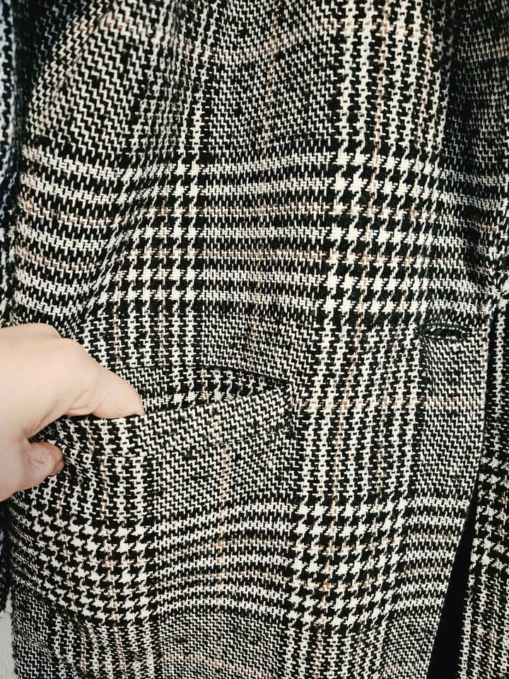 BNWT Classic Plaid Long Coat with Quilted Lining size L - photo 4