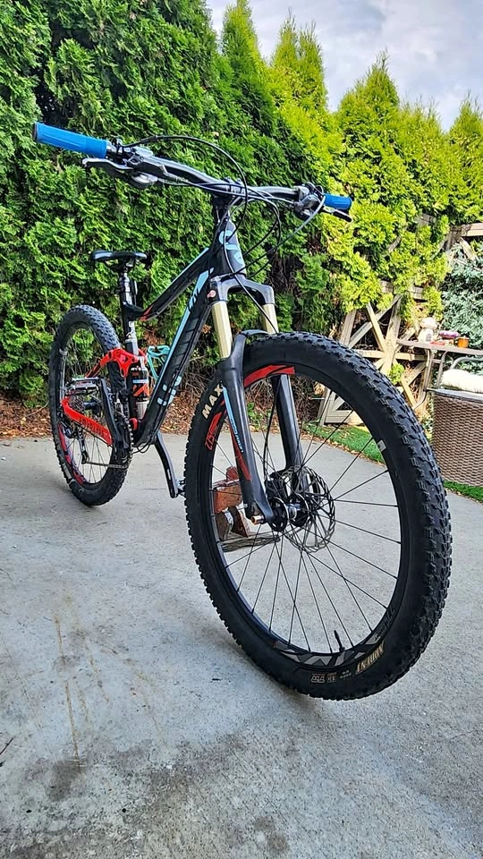 2018 Liv Embolden 2 Mountain Bike