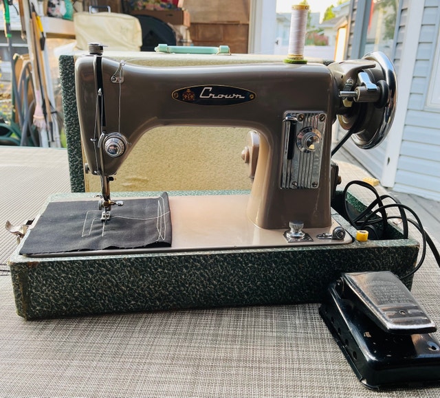 Crown Sewing Machine