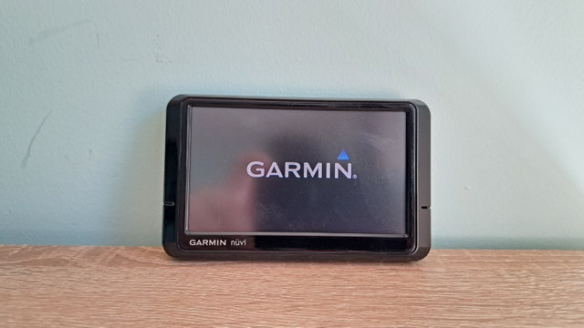 Updated Garmin Nuvi 255W GPS Navigator