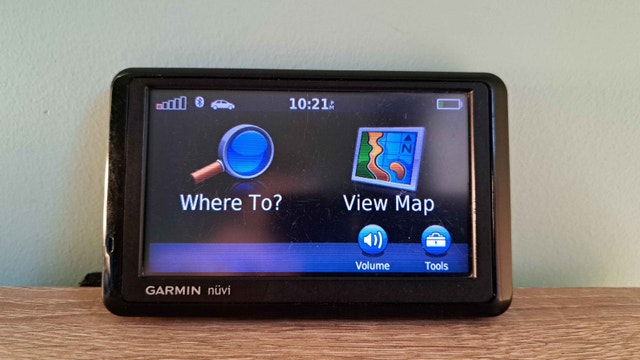 Updated Garmin Nuvi 1390 GPS Navigator - photo 4
