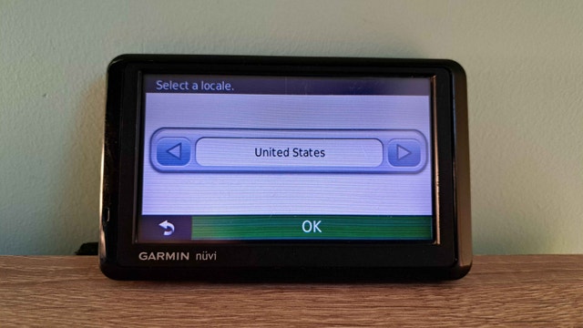 Updated Garmin Nuvi 1390 GPS Navigator - photo 5