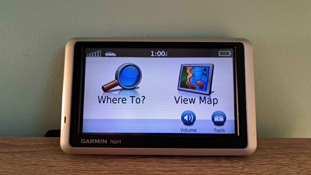 Updated Garmin Nuvi 1350 GPS - photo 4