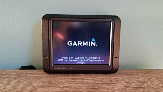 Updated Garmin Nuvi 275 GPS Navigator