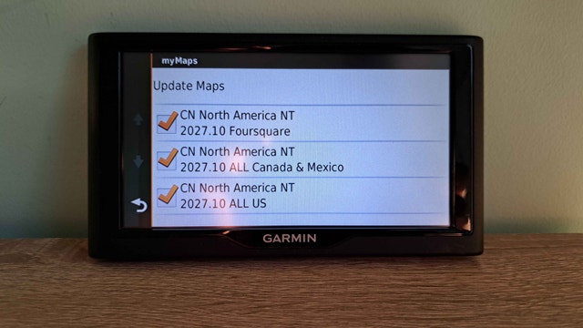 Updated Garmin Nuvi 68LM GPS Navigator - photo 5