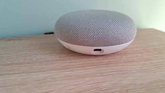 Google Home Mini Smart Speaker - photo 3