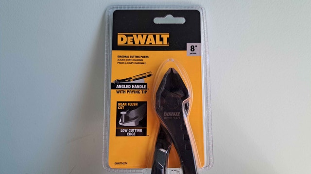 New DeWalt Near Flush Cutting Pliers - photo 2