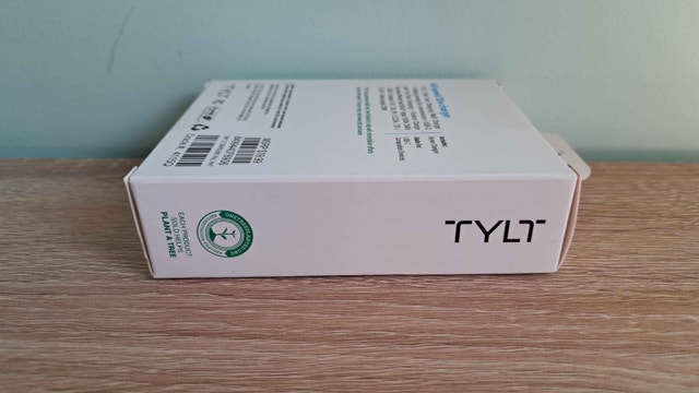 TYLT 20w Fast-Charging USB-C Power Brick - photo 2