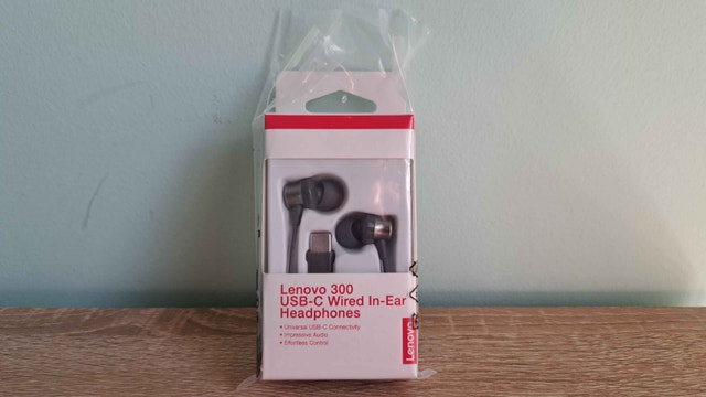 Sealed Lenovo 300 USB-C Earbuds