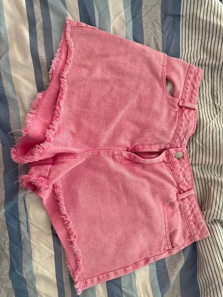 Ladies short