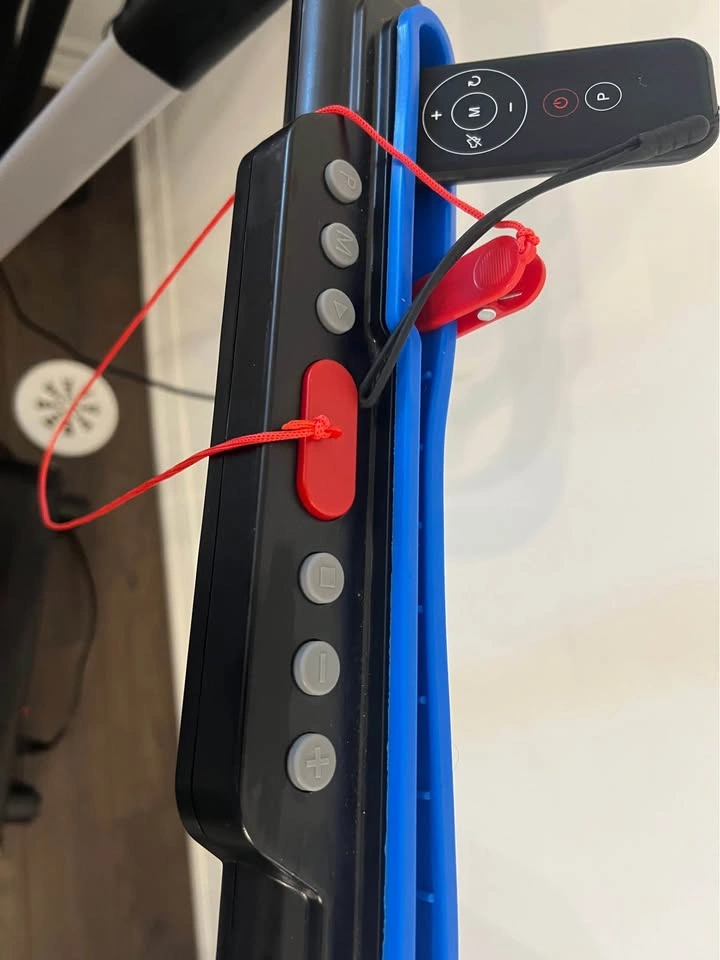 Redliro 2-in-1 Folding Treadmill / Walking Pad - photo 3