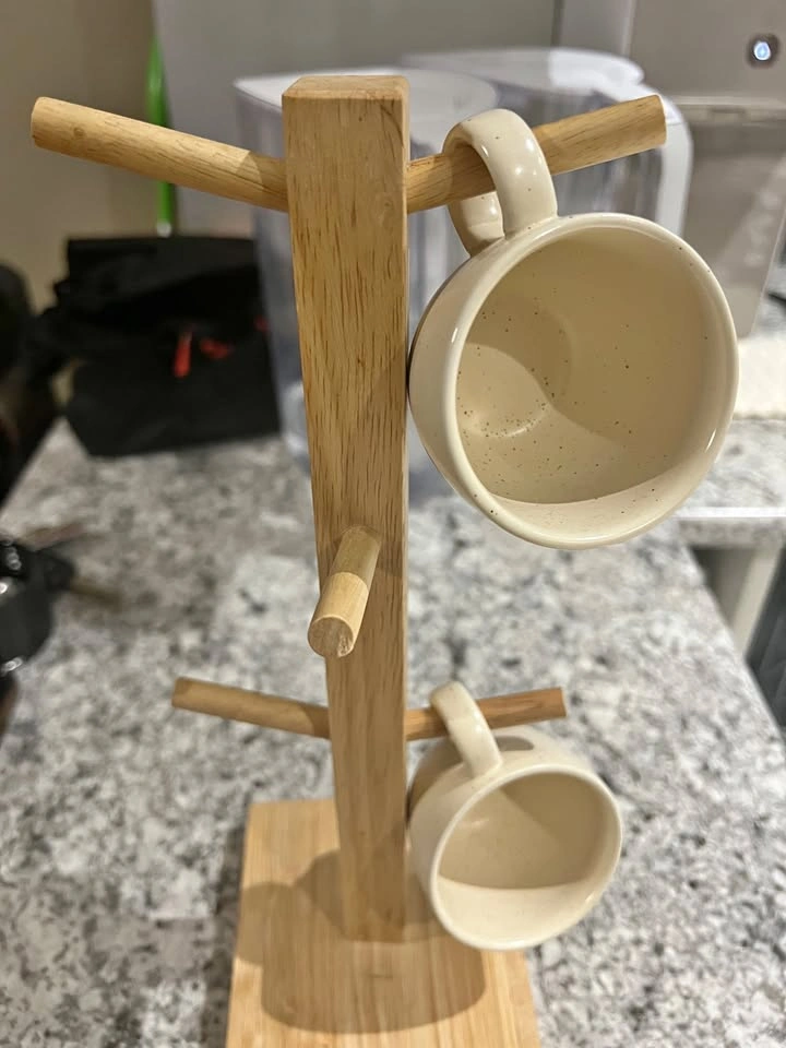 Wood Mug Tree Stand with 2 Ceramic Mugs