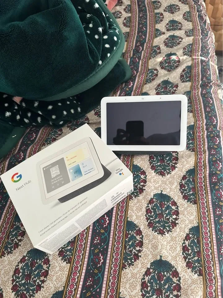 Google nest hub 2nd gen - photo 2