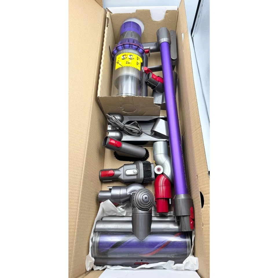 Dyson Cyclone V10 Animal Cordless Stick Vacuum Cleaner - photo 3