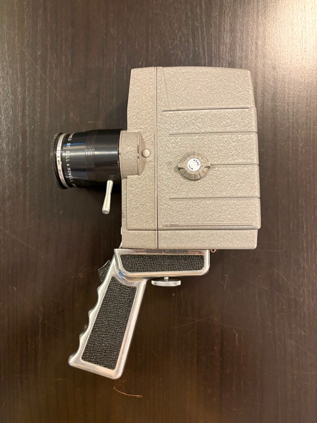 Bell & Howell Electric Eye Camera - photo 2