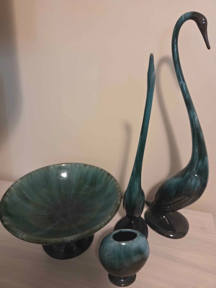 Blue Mountain Pottery 4-Piece Green Drip Glaze Set - photo 2
