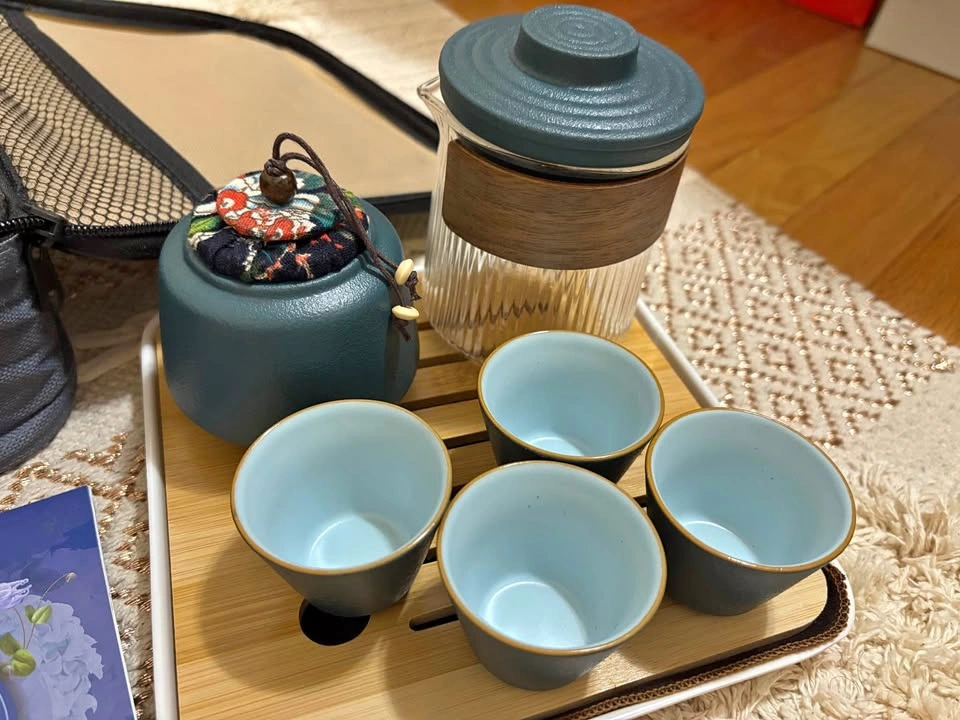 Travel tea set Asian