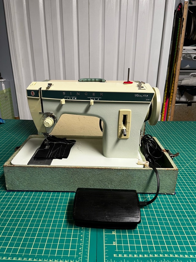 Singer Fashion Mate 257