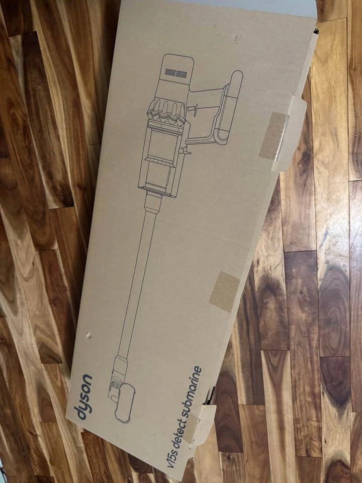 Dyson V15 detect submarine vacuum - photo 2
