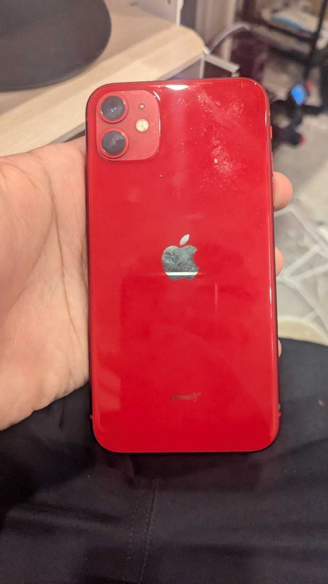iPhone 11 - 64gb - 85% Battery Health - photo 2