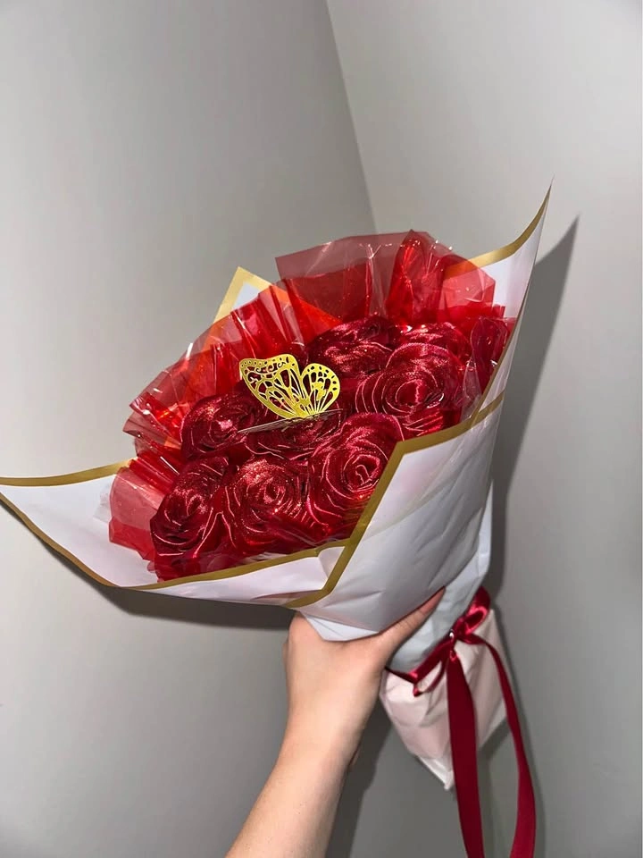 Ribbon Rose Bouquet