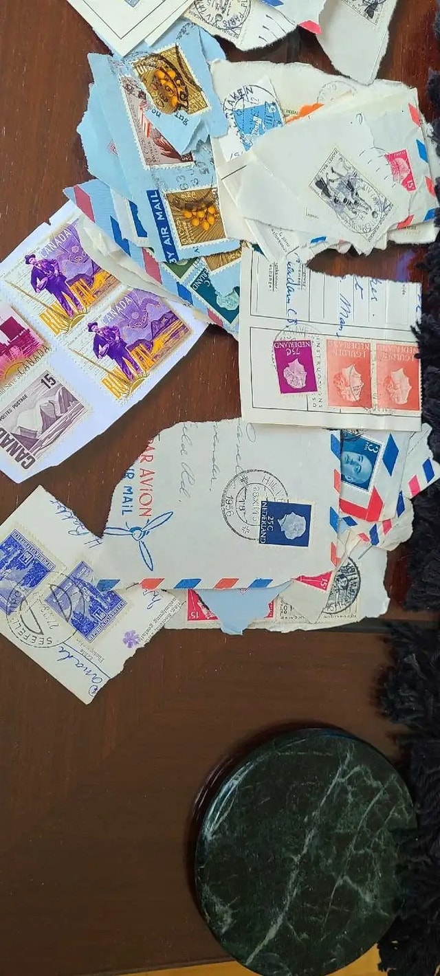 Vintage Postage Stamp Collection - photo 3