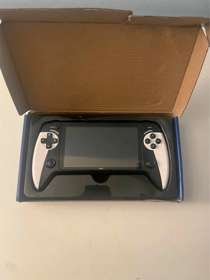 5.5 Inch Handheld Retro Gaming Console