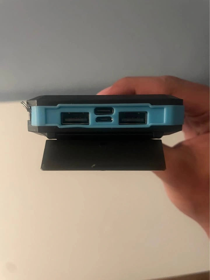 Power Bank (Solar-Powered) - photo 2