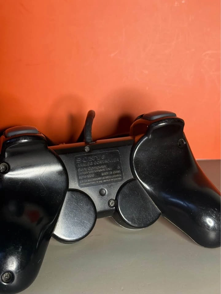 Official PlayStation 2 DualShock Controller - photo 2