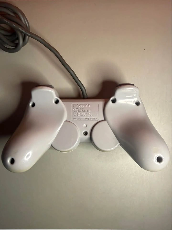 Sony PlayStation 1 Controller For Sale! - photo 2
