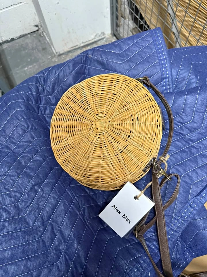 Alex Max round rattan purse