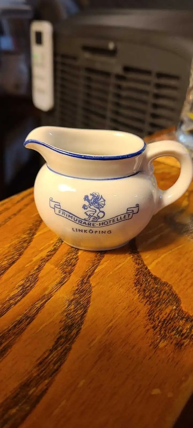Rörstrand Frimurare-Hotellet Creamer