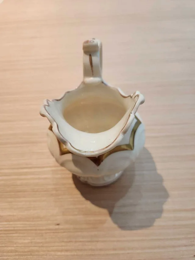 3pc Vintage Teapot Set image indicator(8)