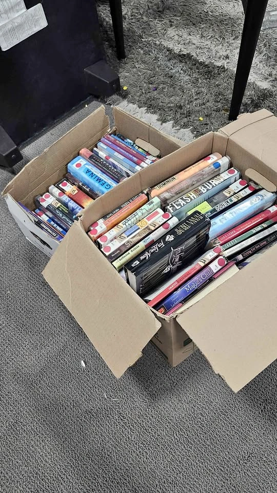Box of books 📚