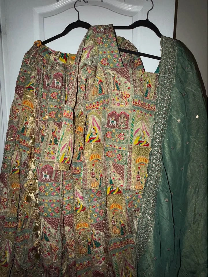 Embroidered Lehenga Choli Set with Dupatta - photo 2