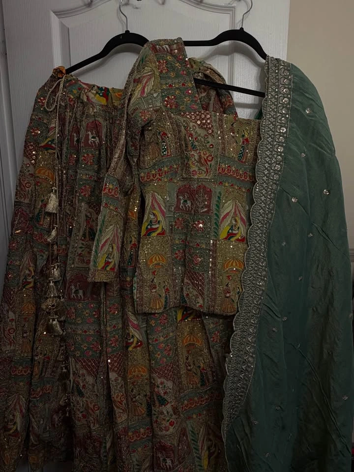 Embroidered Lehenga Choli Set with Dupatta - photo 3