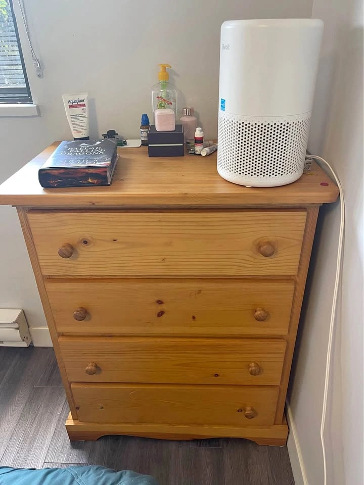 4-Drawer Wood Dresser