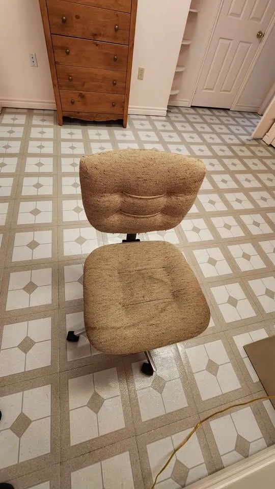 Desk chair - photo 4