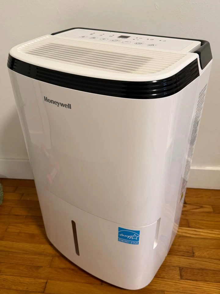 Honeywell TP70AWKNR 50-Pint Energy Star Dehumidifier - photo 2